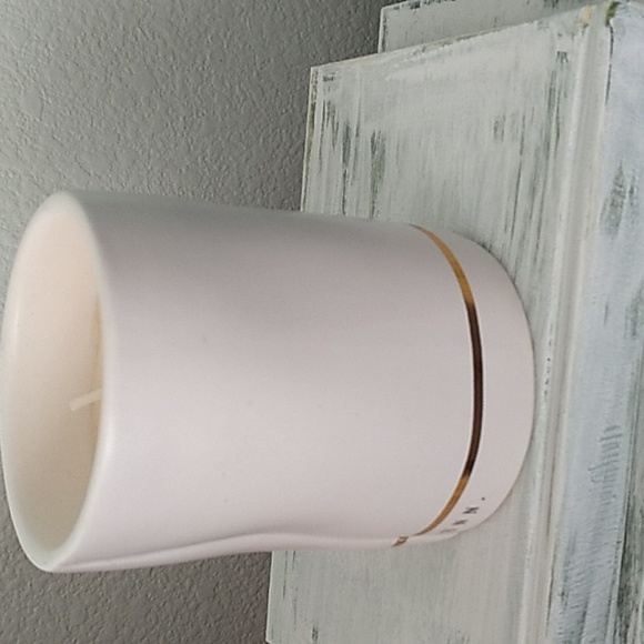 Rae Dunn BRIDE Scented Candle - Picture 6 of 8